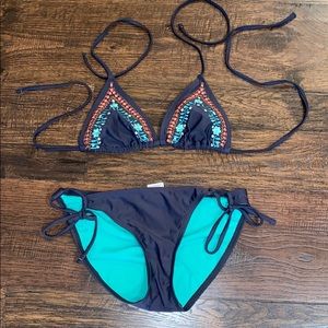 TARGET STRING BIKINI